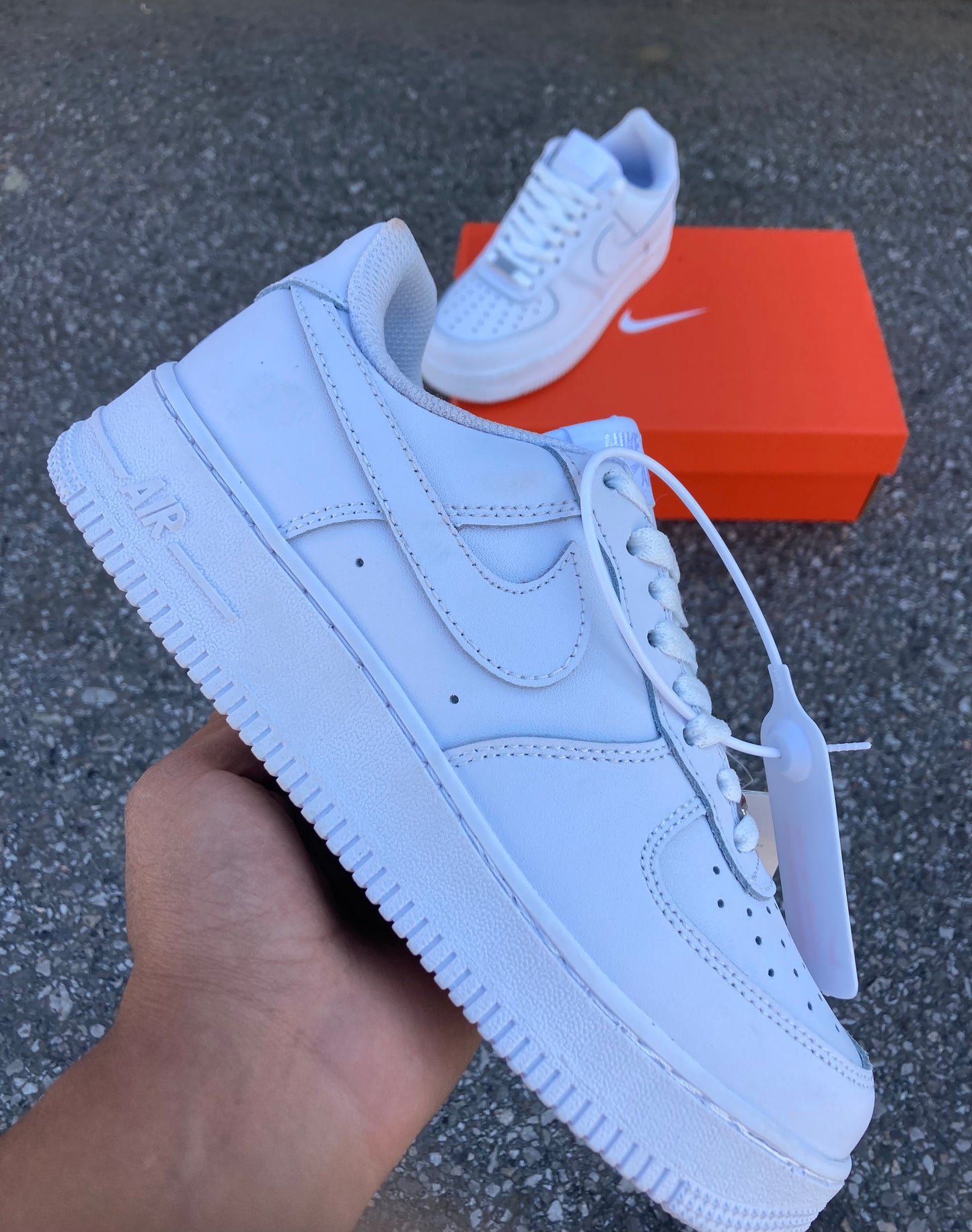 AIR FORCE one white white